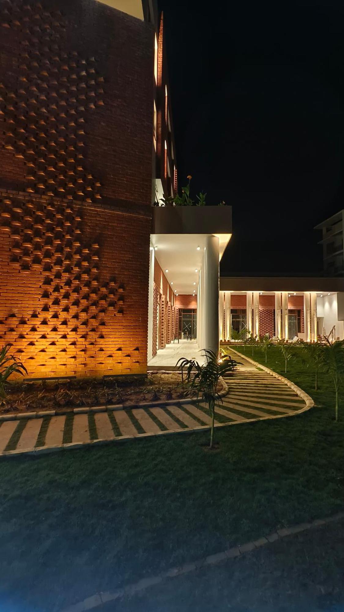 Shānti Niketan The Pearl Club Resort מראה חיצוני תמונה