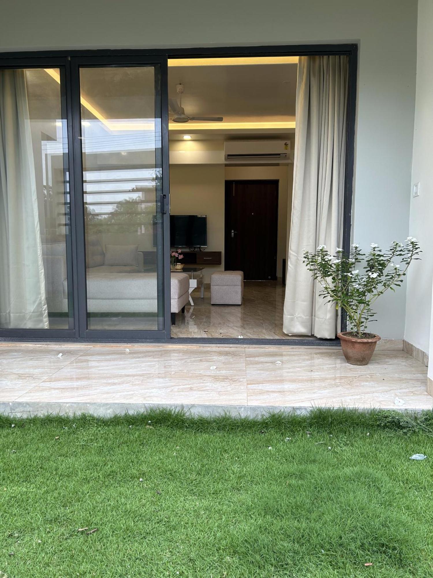 Shānti Niketan The Pearl Club Resort מראה חיצוני תמונה