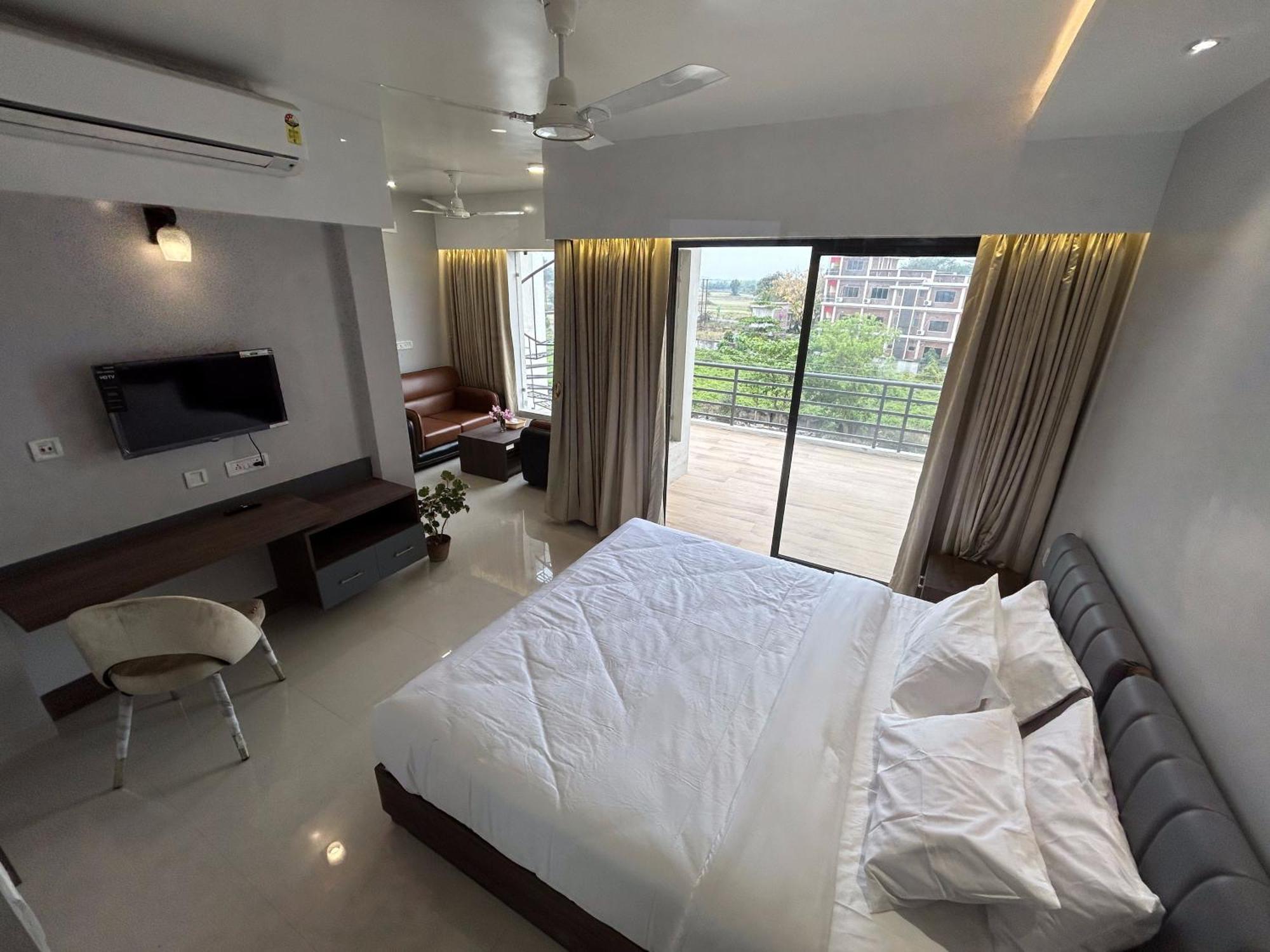 Shānti Niketan The Pearl Club Resort מראה חיצוני תמונה