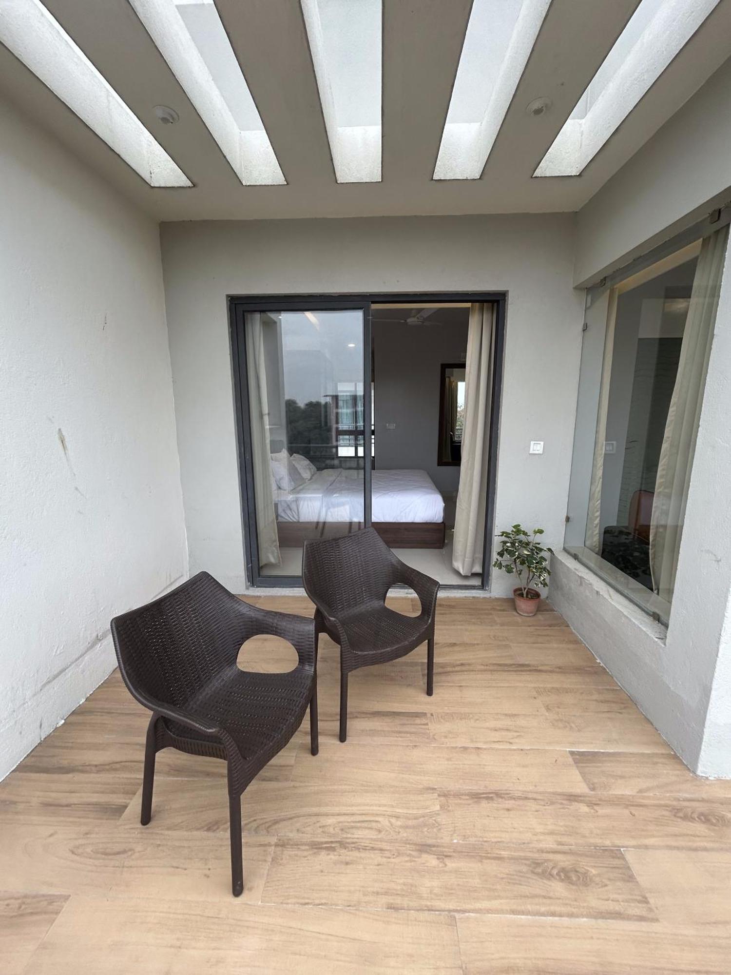 Shānti Niketan The Pearl Club Resort מראה חיצוני תמונה